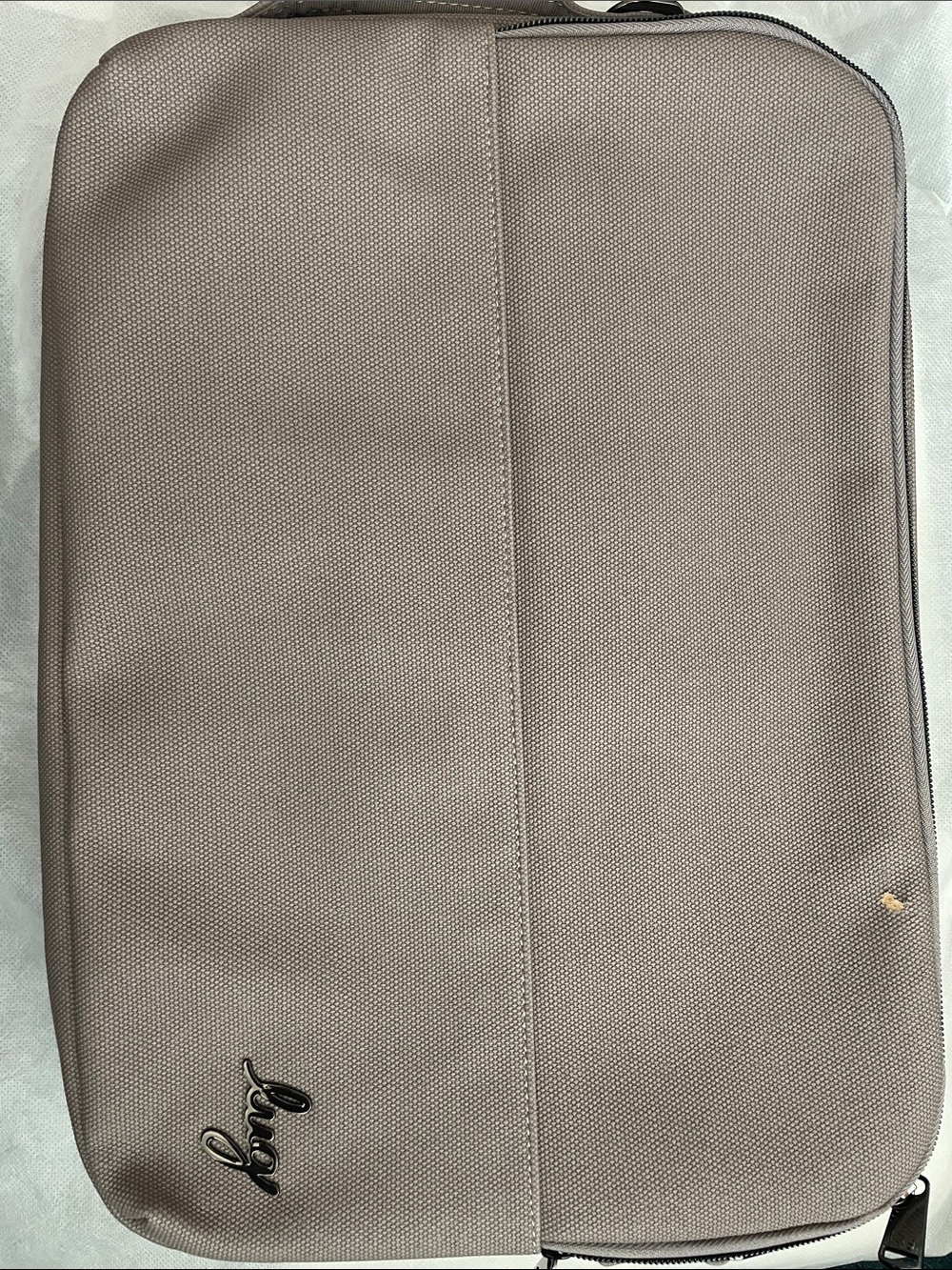 Lug Delta Matte Luxe Pearl (no dust bag)